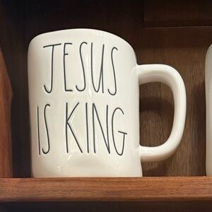 Rae Dunn Jesus is King Mug